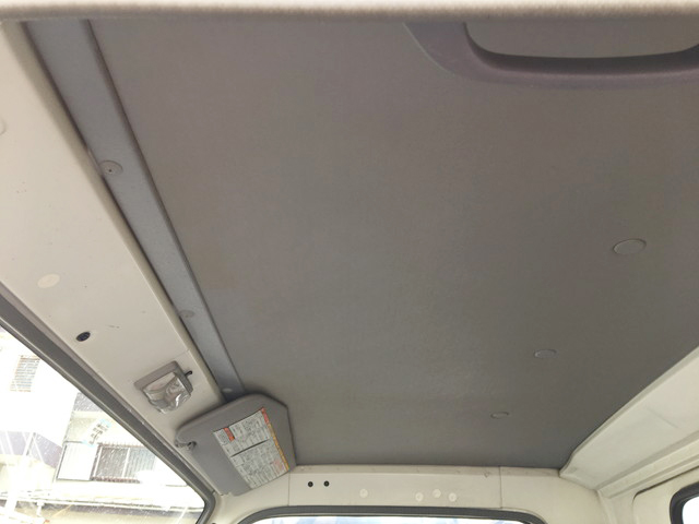 いすゞエルフアルミバン小型（2t・3t）[写真30]