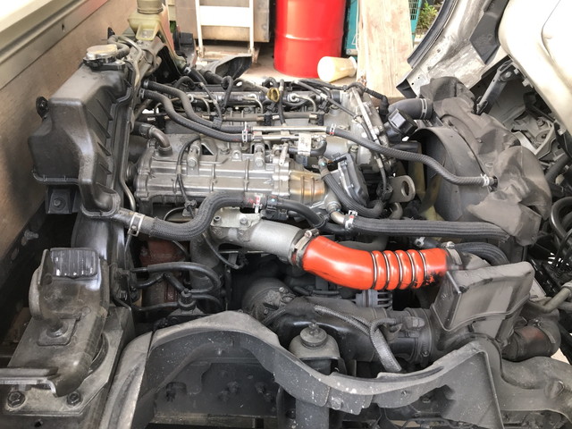 三菱ふそうキャンター平ボディ小型（2t・3t）[写真26]