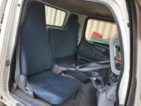 三菱ふそうキャンター平ボディ小型（2t・3t）[写真30]