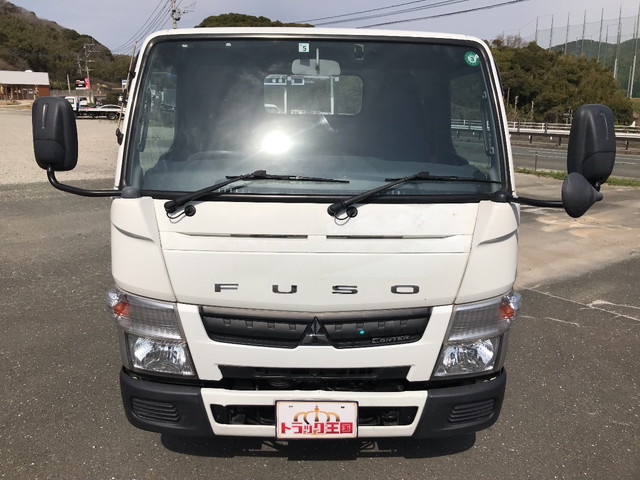 三菱ふそうキャンター平ボディ小型（2t・3t）[写真07]
