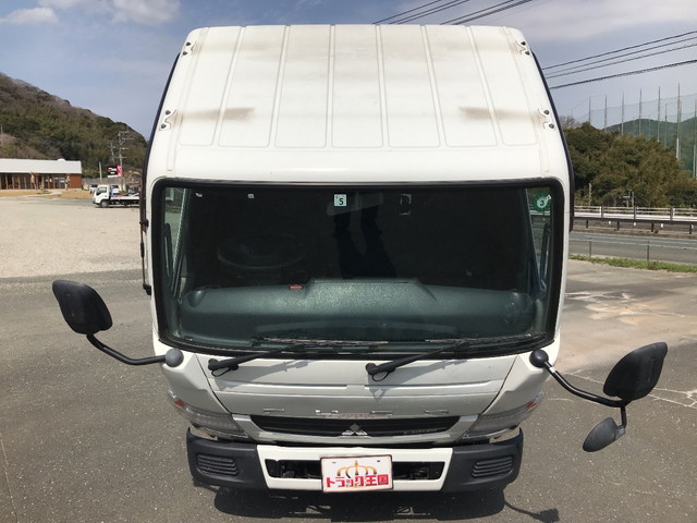 三菱ふそうキャンター平ボディ小型（2t・3t）[写真08]