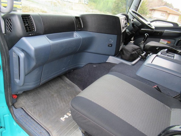 日野プロフィアクレーン3段大型（10t）[写真14]