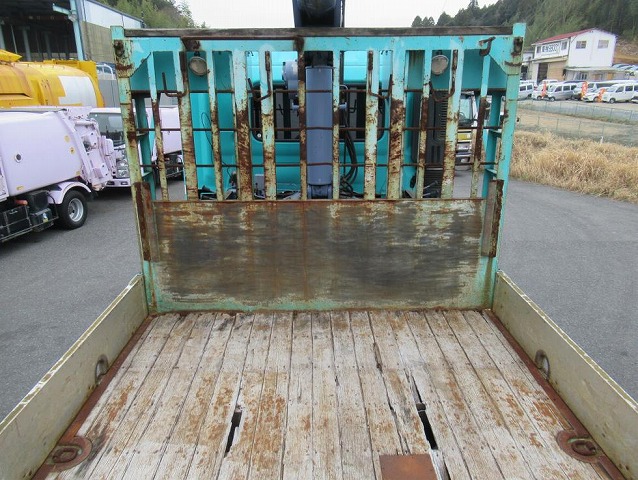 日野プロフィアクレーン3段大型（10t）[写真19]