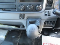 三菱ふそうキャンターアルミバン小型（2t・3t）[写真14]