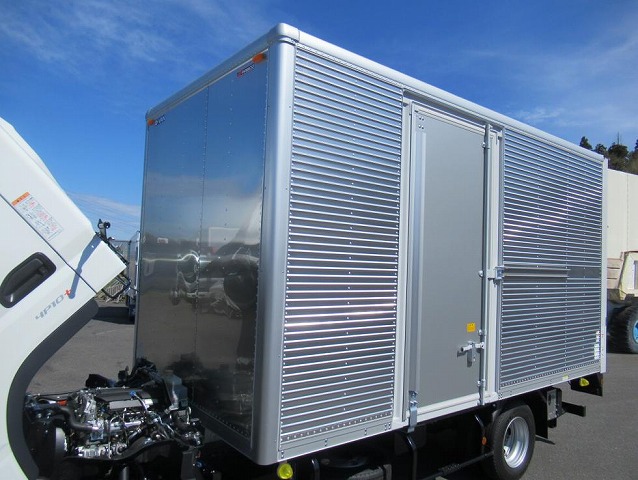 三菱ふそうキャンターアルミバン小型（2t・3t）[写真38]