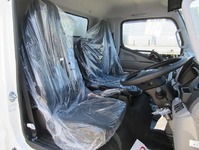 三菱ふそうキャンターアルミバン小型（2t・3t）[写真07]