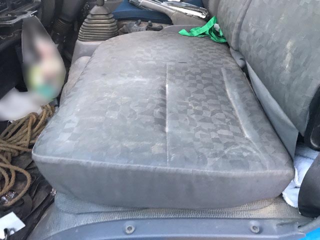 いすゞエルフダンプ小型（2t・3t）[写真23]