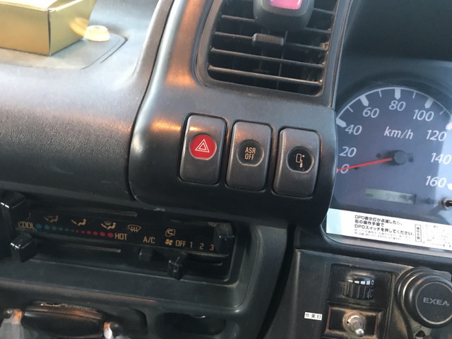 いすゞエルフダンプ小型（2t・3t）[写真30]