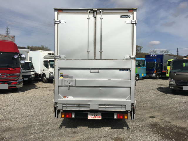 日産アトラスアルミバン小型（2t・3t）[写真11]