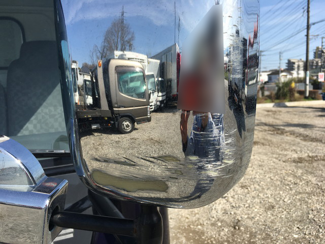 いすゞエルフ幌ウイング小型（2t・3t）[写真11]