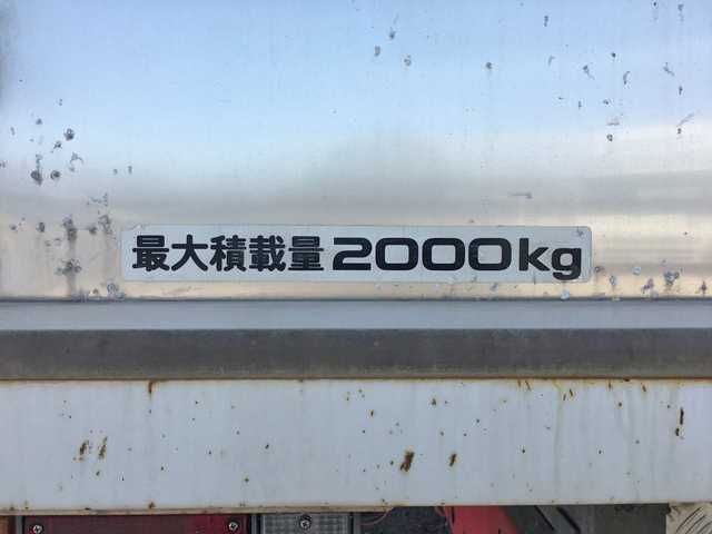 いすゞエルフ幌ウイング小型（2t・3t）[写真17]