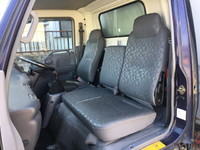 いすゞエルフ幌ウイング小型（2t・3t）[写真30]