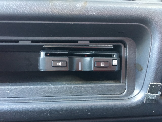 いすゞエルフ幌ウイング小型（2t・3t）[写真37]