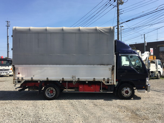 いすゞエルフ幌ウイング小型（2t・3t）[写真07]