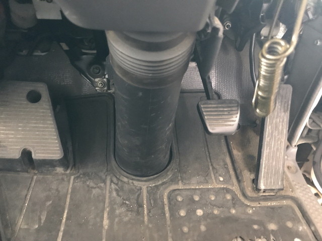 いすゞエルフアルミバン小型（2t・3t）[写真18]