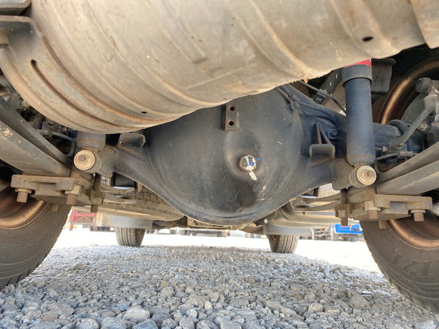 三菱ふそうキャンター平ボディ小型（2t・3t）[写真21]