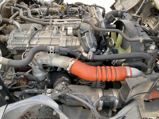 三菱ふそうキャンター平ボディ小型（2t・3t）[写真22]