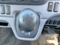 三菱ふそうキャンター平ボディ小型（2t・3t）[写真36]