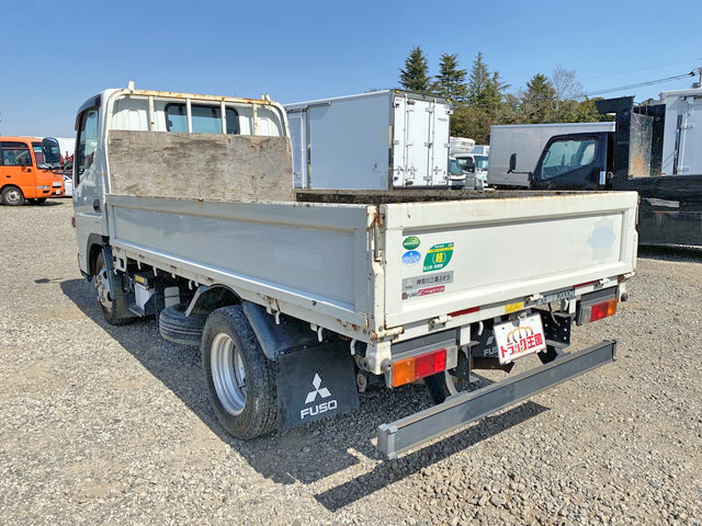 三菱ふそうキャンター平ボディ小型（2t・3t）[写真04]