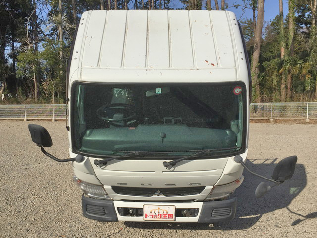 三菱ふそうキャンター平ボディ小型（2t・3t）[写真10]
