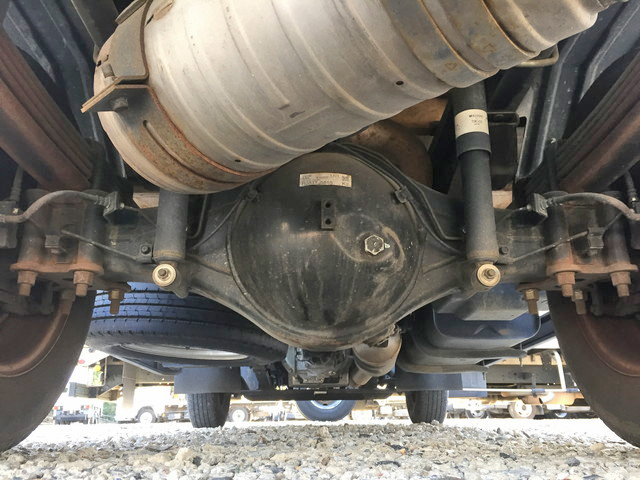 三菱ふそうキャンター平ボディ小型（2t・3t）[写真22]