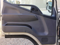 三菱ふそうキャンター平ボディ小型（2t・3t）[写真26]