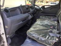 三菱ふそうキャンター平ボディ小型（2t・3t）[写真28]