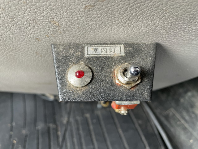 日野デュトロ冷凍車（冷蔵車）小型（2t・3t）[写真37]