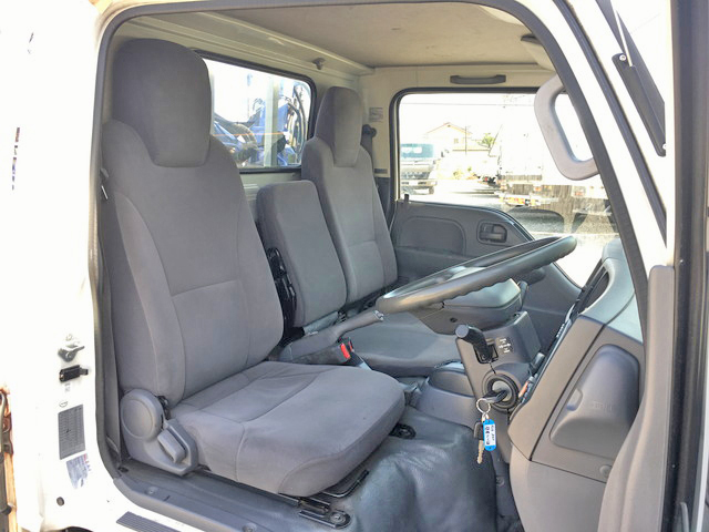 いすゞエルフクレーン3段小型（2t・3t）[写真33]