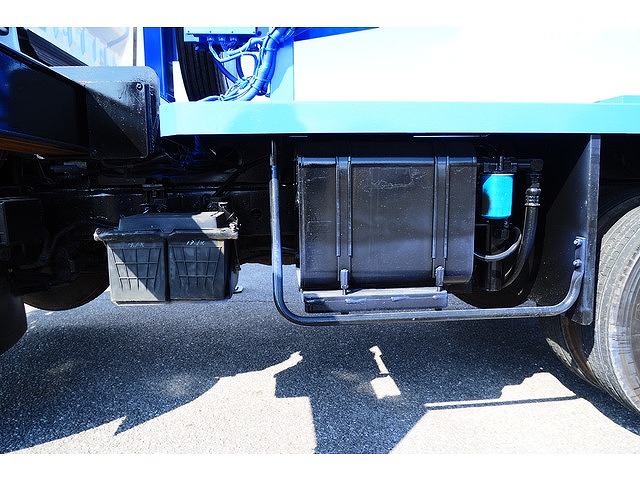 日野デュトロ高所作業車小型（2t・3t）[写真10]