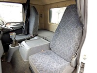 三菱ふそうファイタークレーン4段増トン（6t・8t）[写真11]