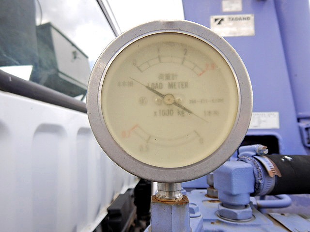 三菱ふそうファイタークレーン4段増トン（6t・8t）[写真28]