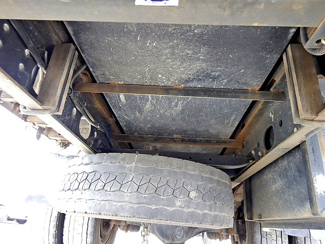 三菱ふそうファイタークレーン4段増トン（6t・8t）[写真34]