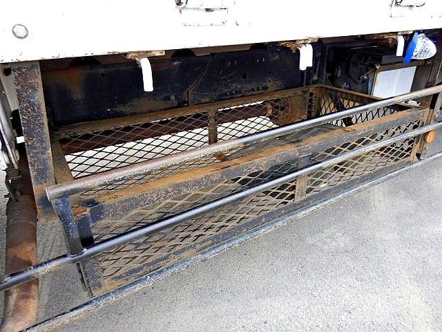 三菱ふそうファイタークレーン4段増トン（6t・8t）[写真35]