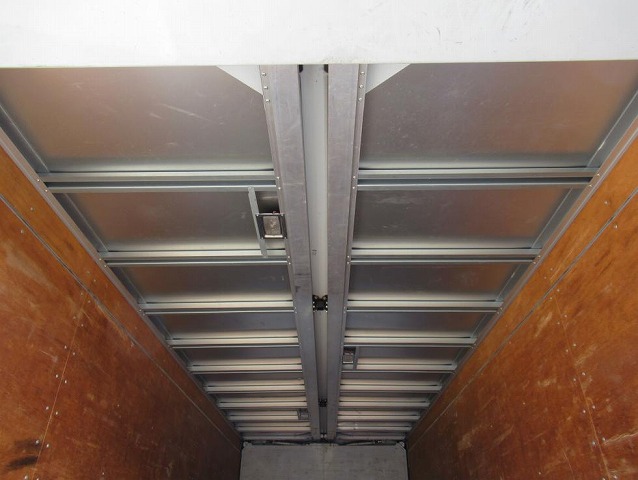 日野レンジャーアルミウイング中型（4t）[写真22]