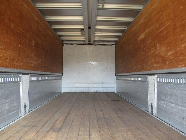 日野レンジャーアルミウイング中型（4t）[写真23]