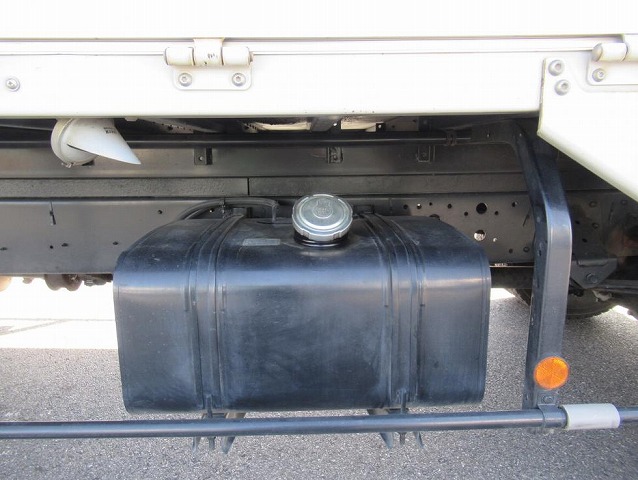 日野レンジャーアルミウイング中型（4t）[写真31]