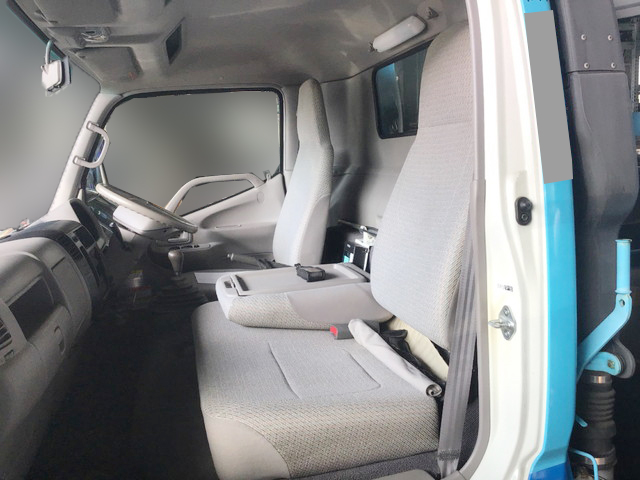 日野デュトロセーフティローダー小型（2t・3t）[写真19]