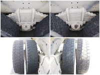 UDトラックスクオンダンプ大型（10t）[写真23]