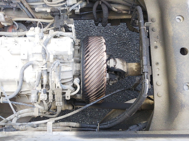 UDトラックスクオンダンプ大型（10t）[写真24]