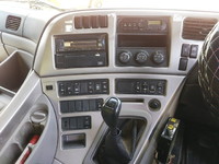 UDトラックスクオンダンプ大型（10t）[写真36]