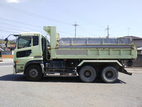 UDトラックスクオンダンプ大型（10t）[写真05]