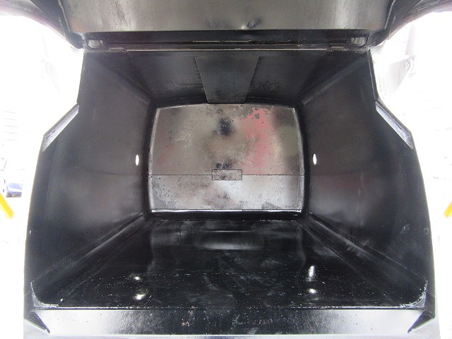 いすゞエルフパッカー車（塵芥車）小型（2t・3t）[写真15]