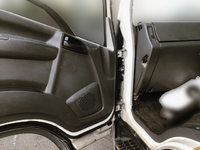 いすゞエルフ冷凍車（冷蔵車）小型（2t・3t）[写真22]