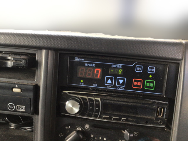 いすゞエルフ冷凍車（冷蔵車）小型（2t・3t）[写真25]