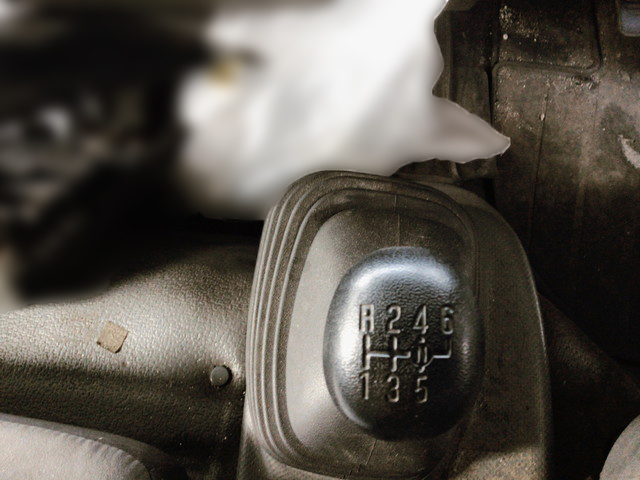 いすゞエルフ冷凍車（冷蔵車）小型（2t・3t）[写真27]