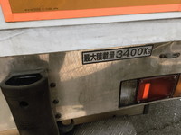 いすゞエルフ冷凍車（冷蔵車）小型（2t・3t）[写真06]