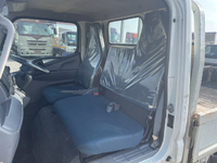 三菱ふそうキャンター平ボディ小型（2t・3t）[写真24]