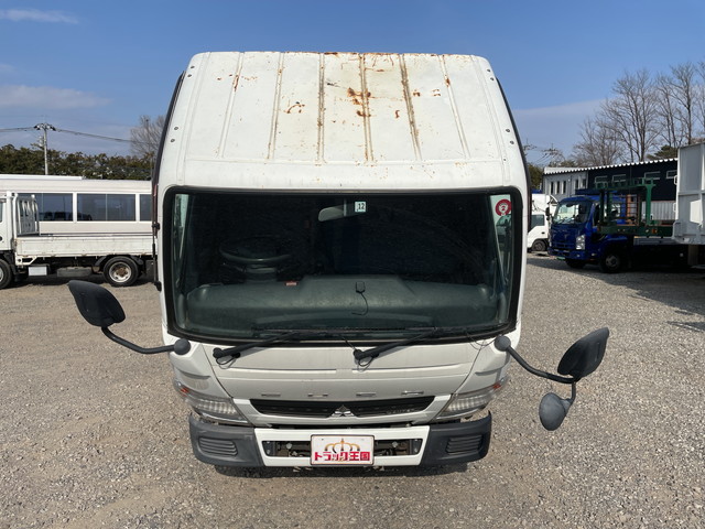 三菱ふそうキャンター平ボディ小型（2t・3t）[写真07]