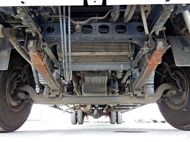 いすゞフォワードクレーン3段中型（4t）[写真16]